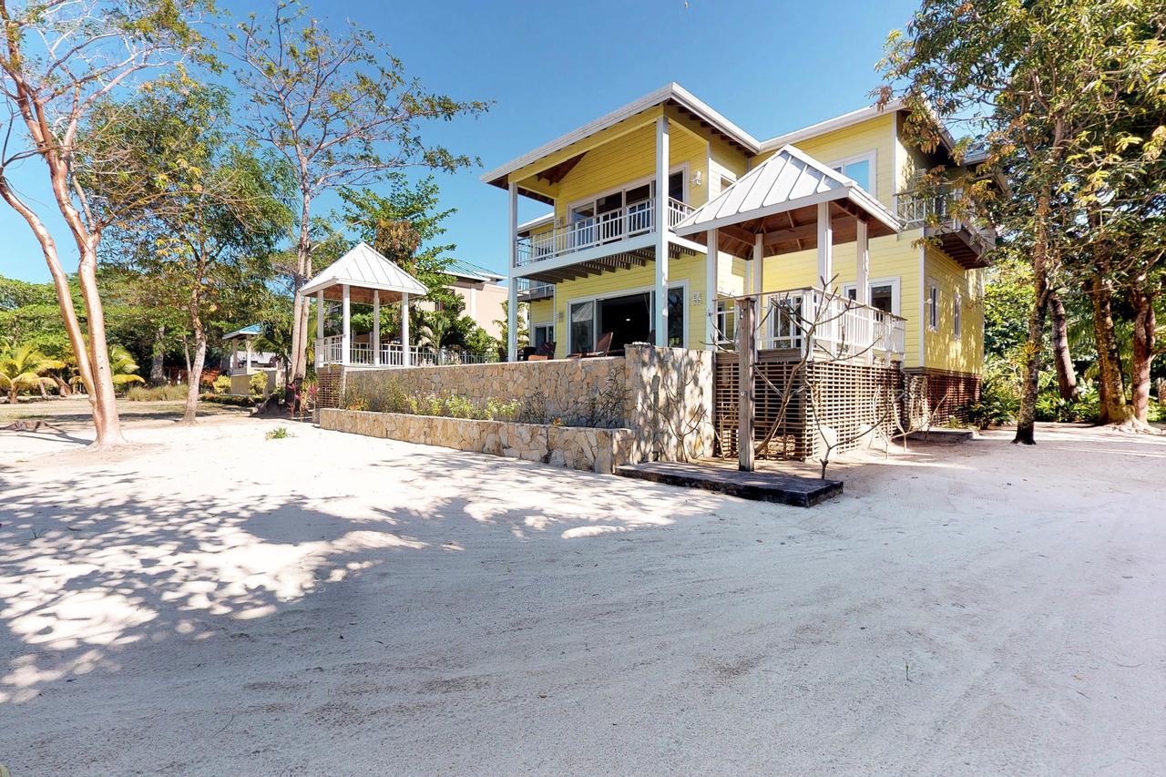 Private Beachfront Paradise Palmetto Bay Exterior photo